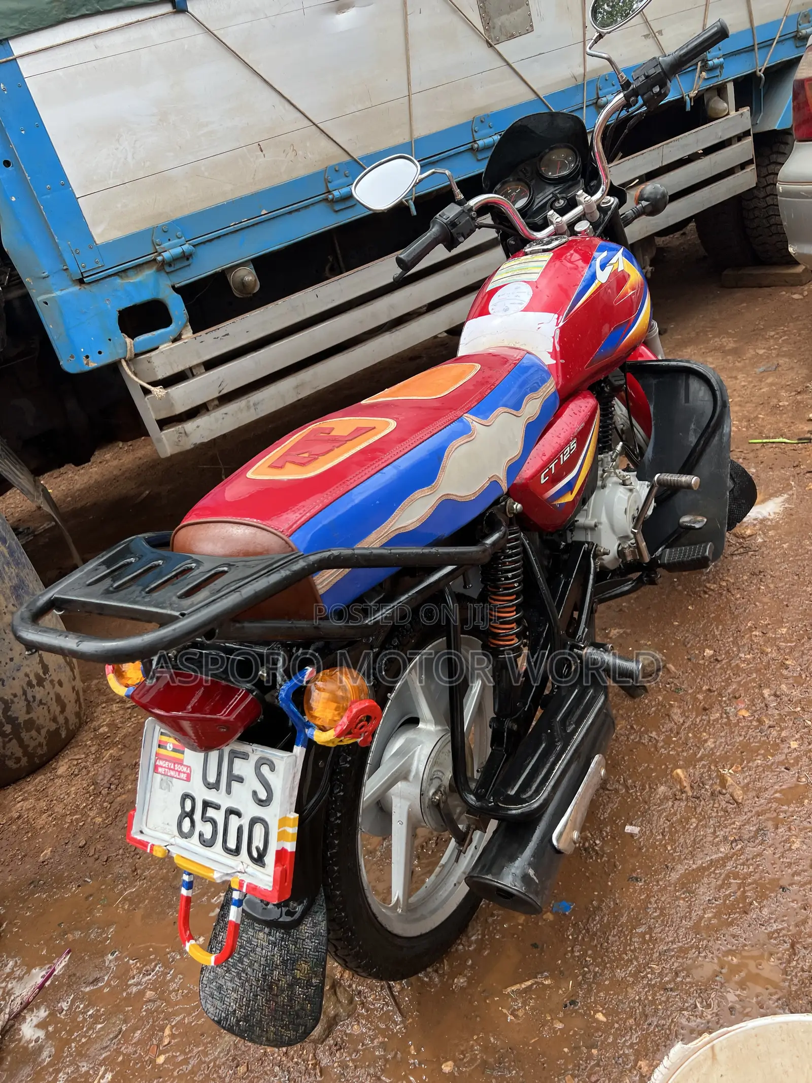 Bajaj CT 125X 2023 Red