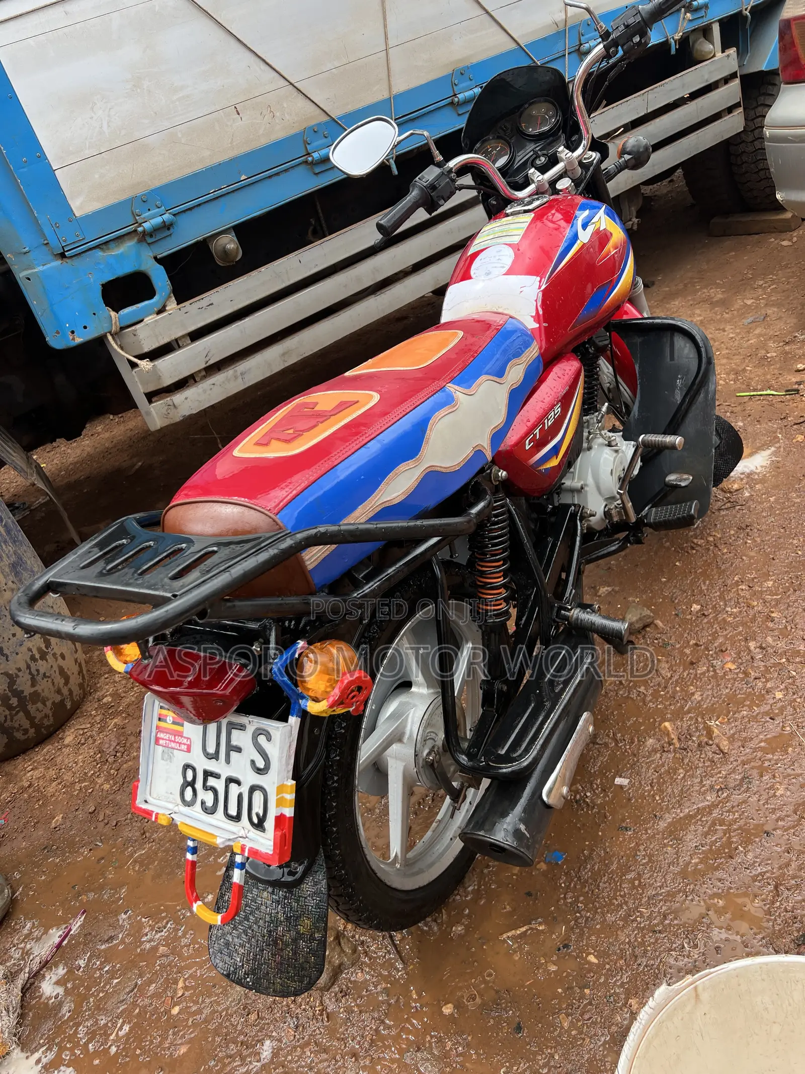 Bajaj CT 125X 2023 Red