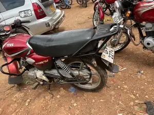 TVS HLX 125 2022 Red