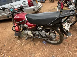 TVS HLX 125 2022 Red