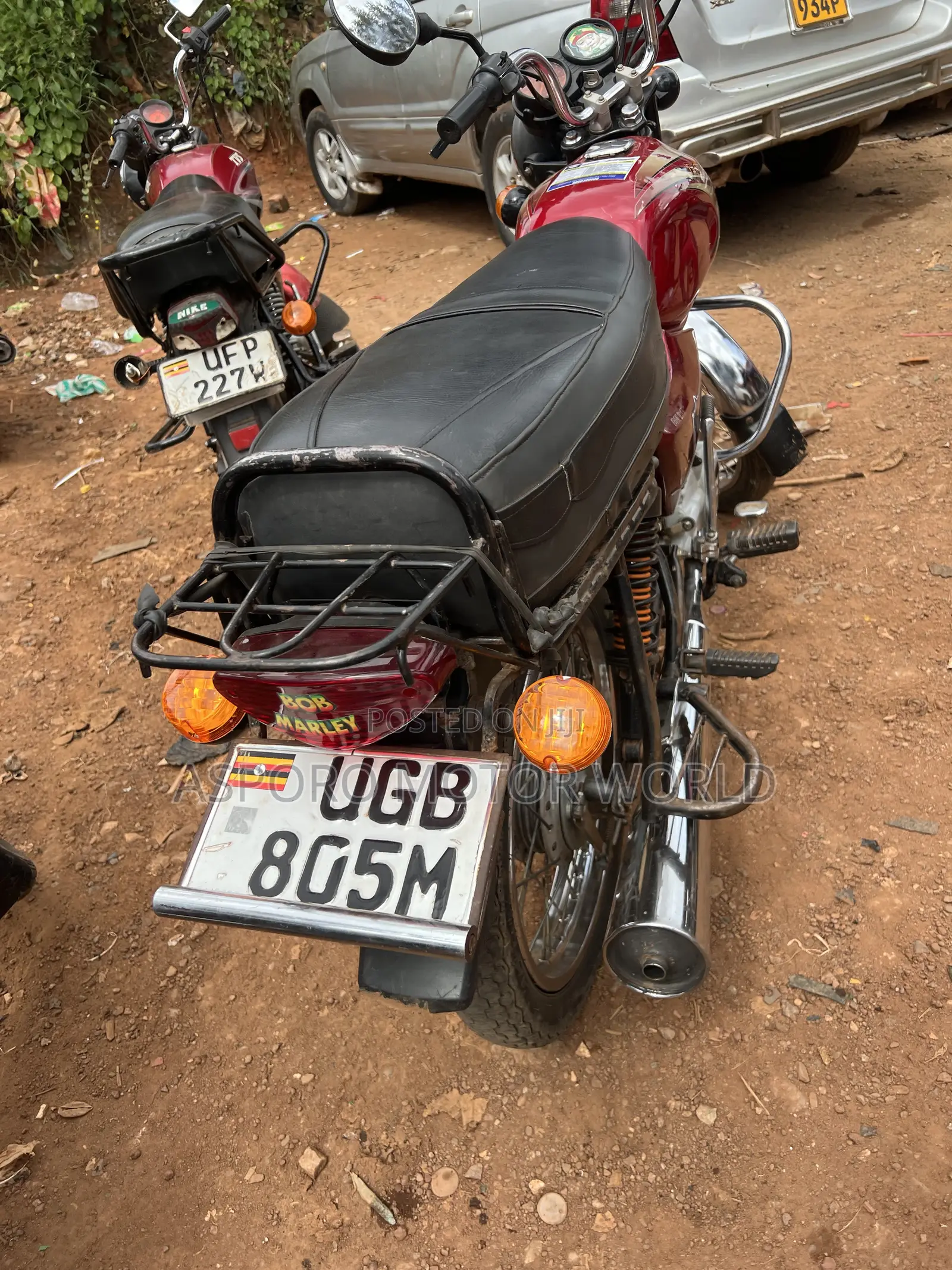 Bajaj Boxer 100 2024 Red