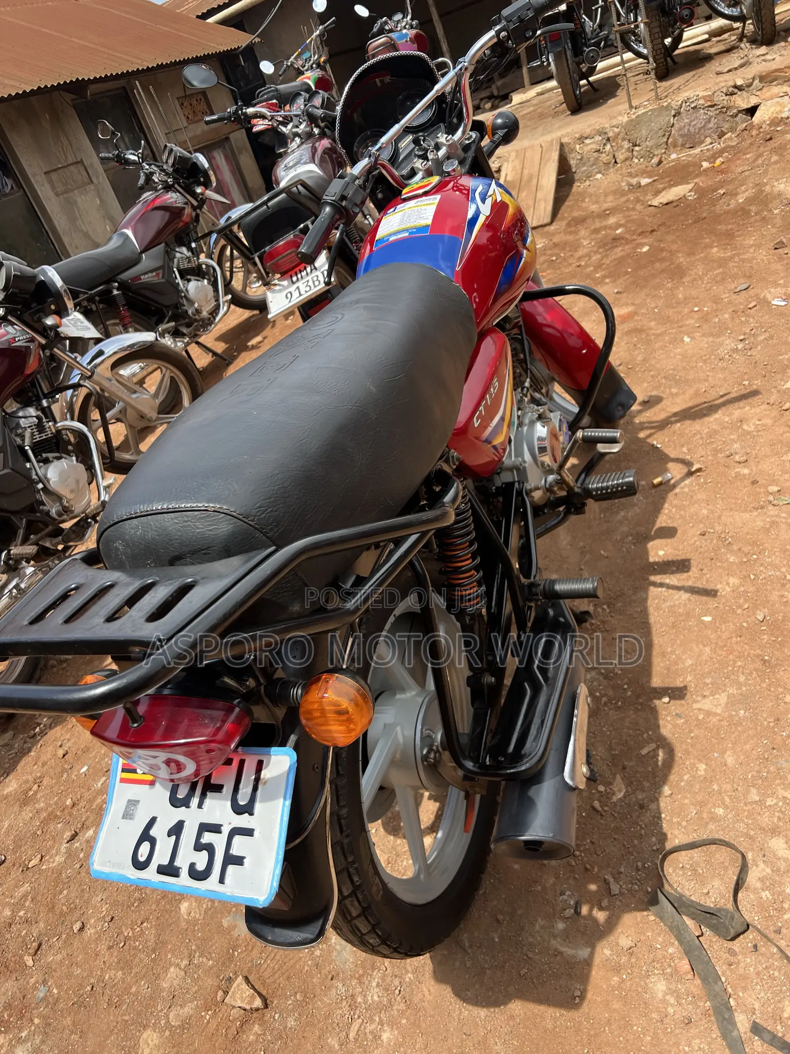 Bajaj CT 125X 2023 Pink