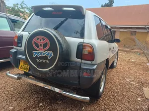 Toyota RAV4 Cabriolet 1998 White