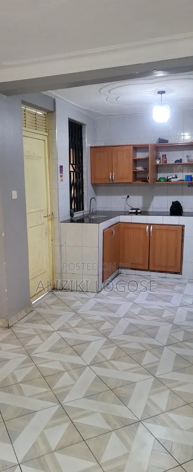 3bdrm Apartment in Nsambya, Makindye for rent