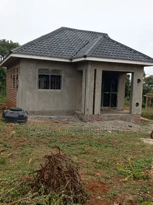 2bdrm House in Koba Road, Makindye for sale