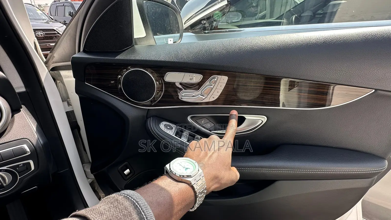 Mercedes-Benz C200 2016 White