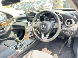 Mercedes-Benz C200 2016 White