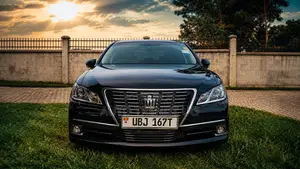 Toyota Crown 2013 Black