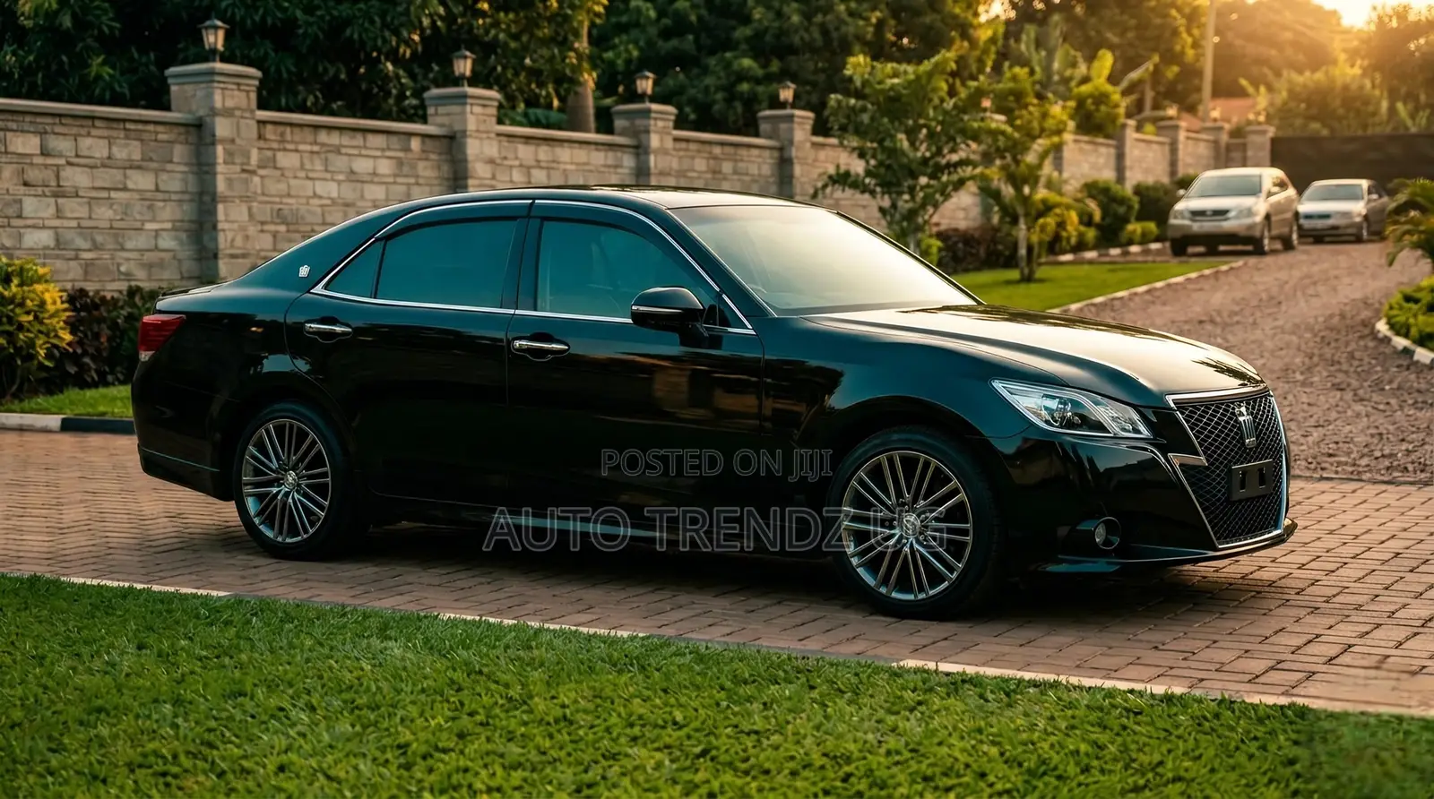 Toyota Crown 2013 Black