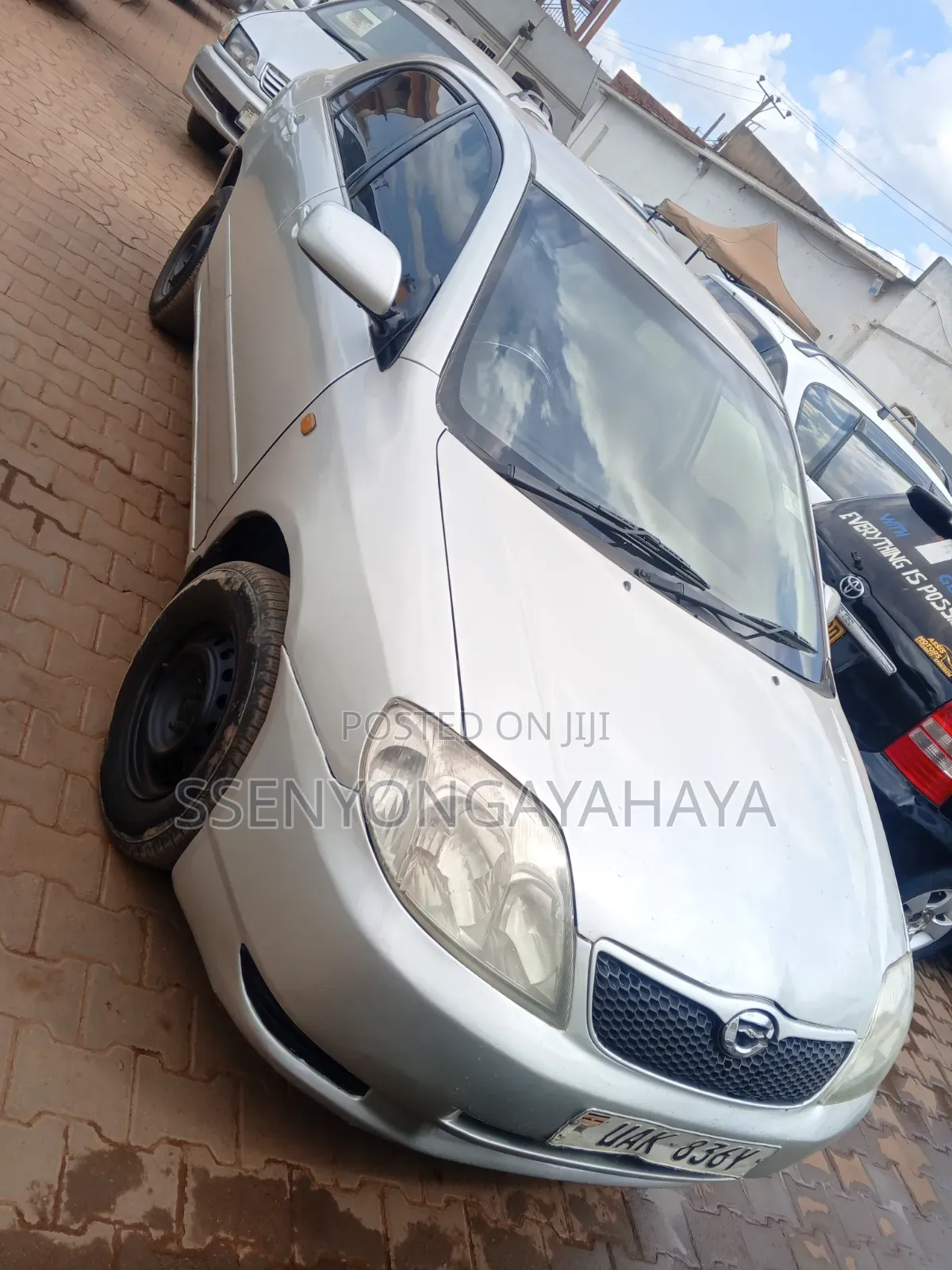 Toyota Corolla 2000 Silver
