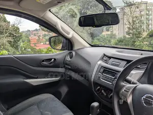 Nissan Navara 2019 Black