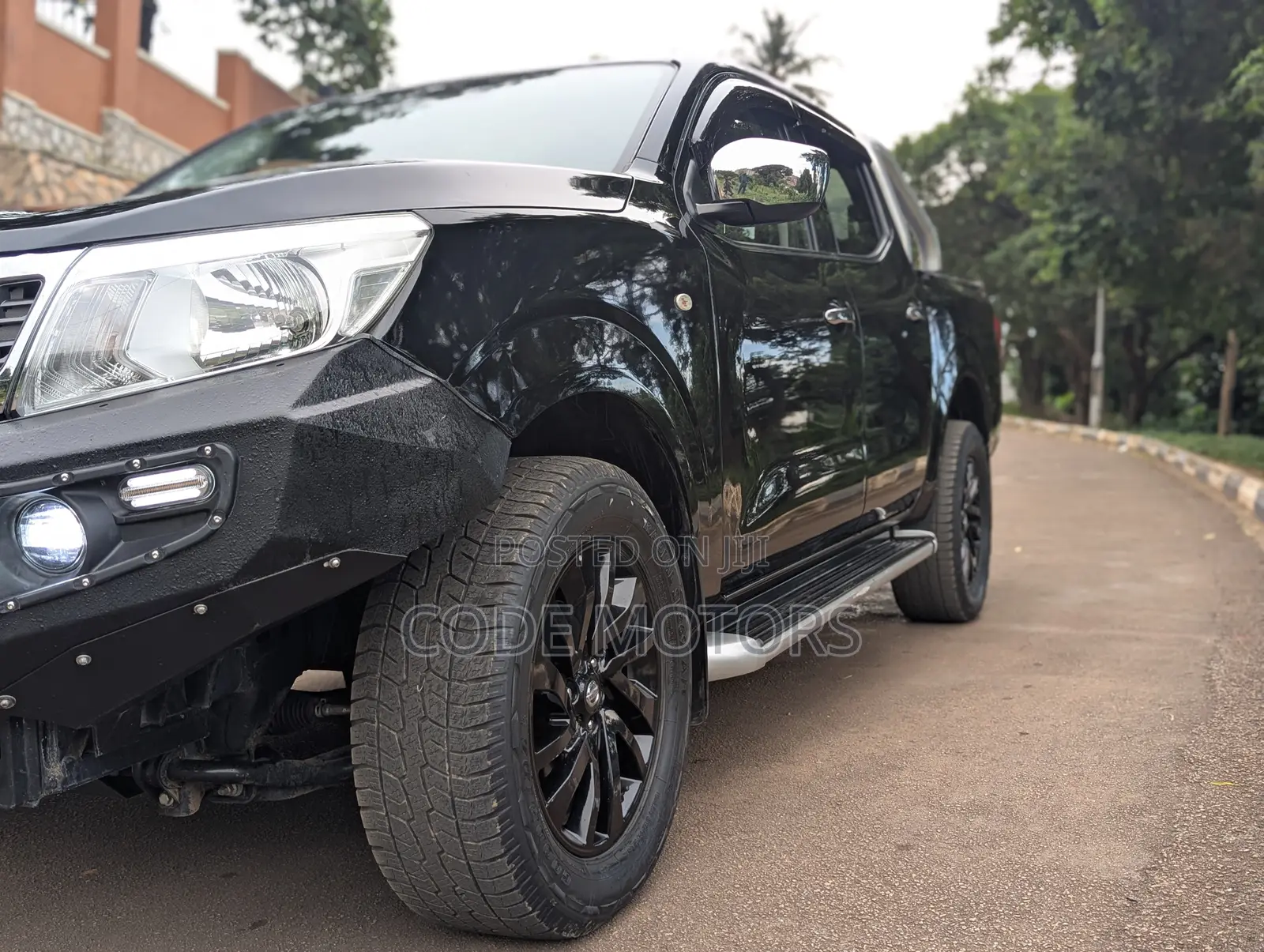 Nissan Navara 2019 Black