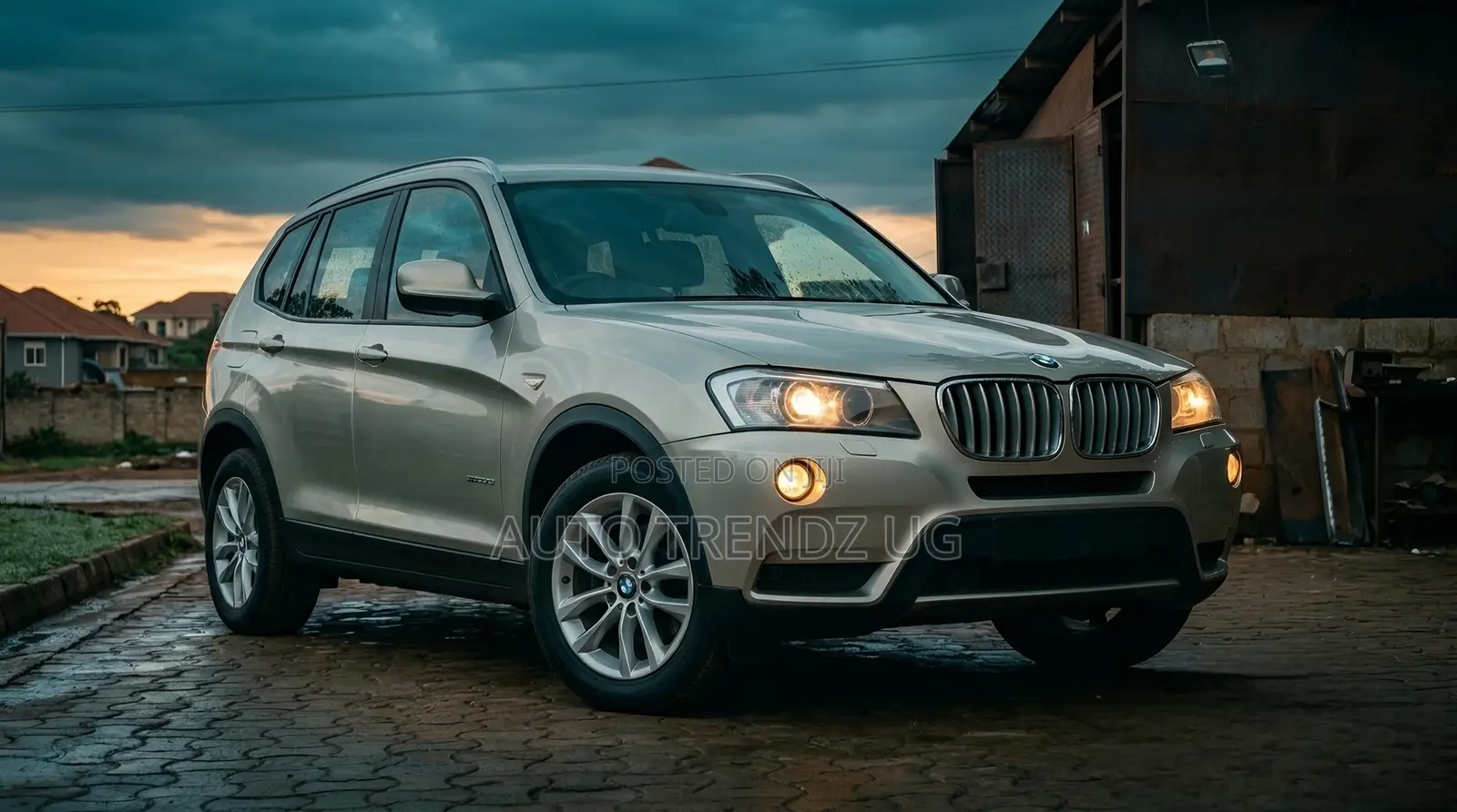 BMW X3 xDrive28i 4dr SUV AWD (2.0L 4cyl Turbo 8A) 2015 Gold