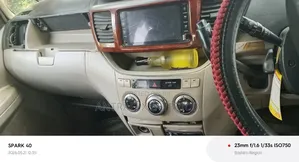 Toyota Noah 2.0 143hp AWD (8 Seater) 2009 Maroon