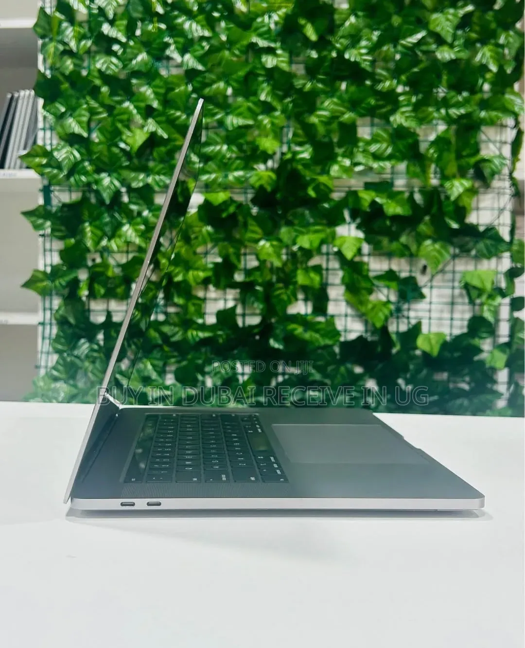 Laptop Apple MacBook Pro 2019 16GB Intel Core i9 SSD 1T