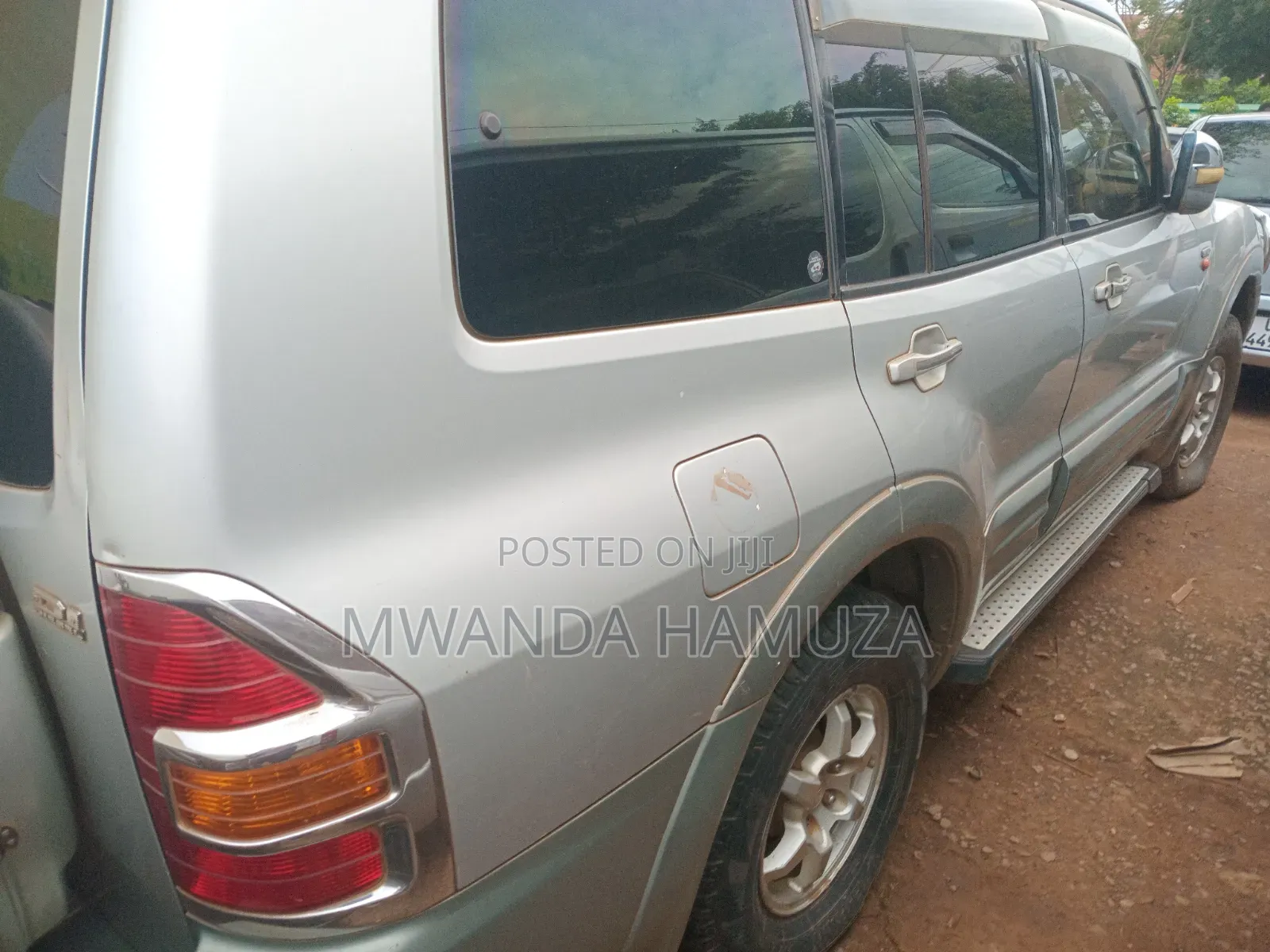 Mitsubishi Pajero 2002 Silver