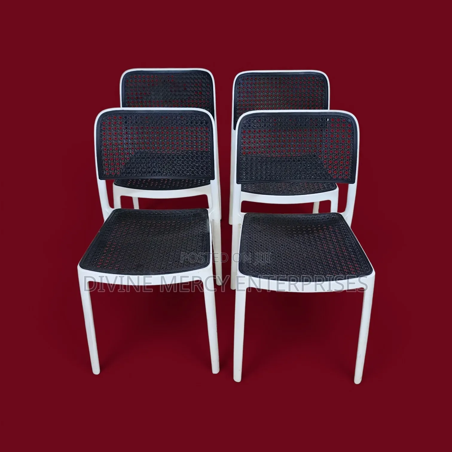 Mordan Plastic Dining Chair