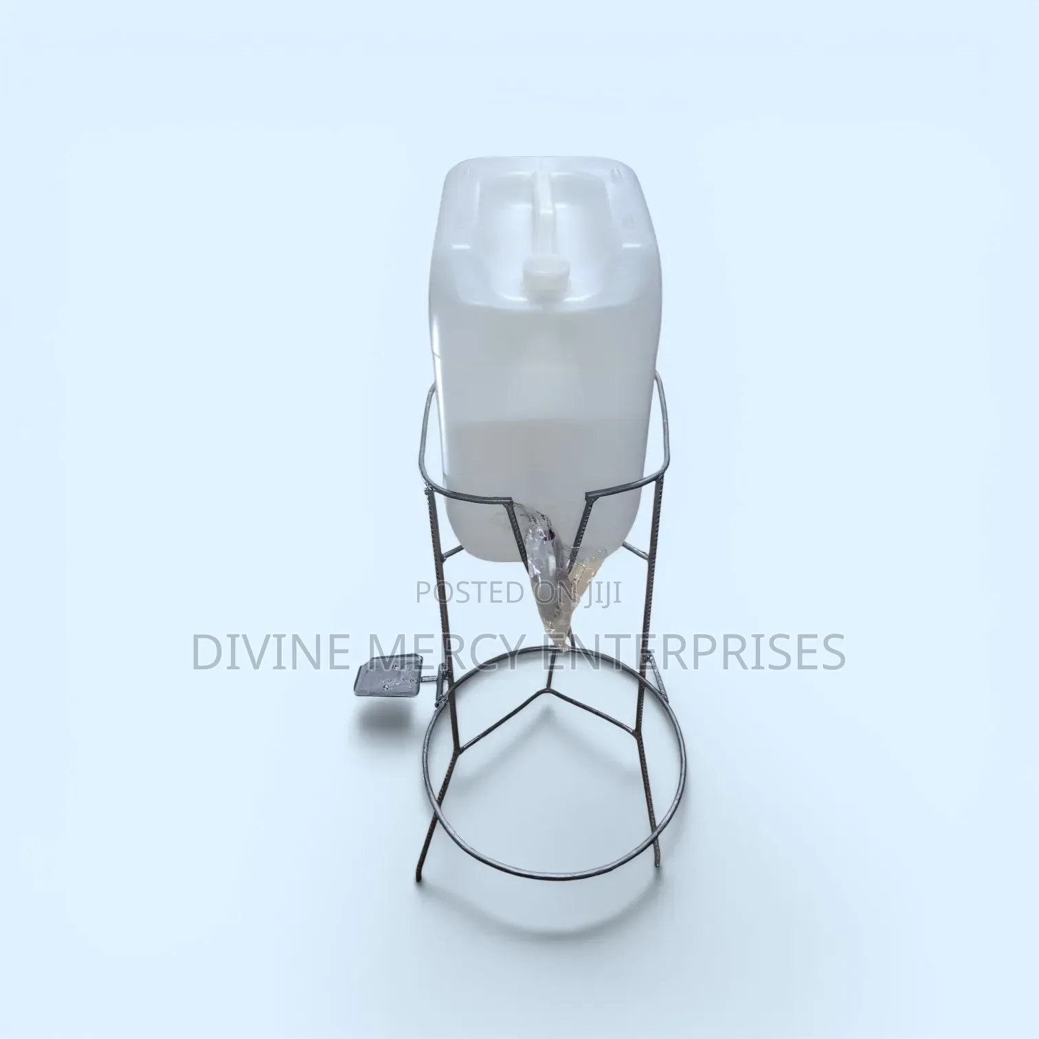 Plastic Jerrican Dispenser With Mental Stand