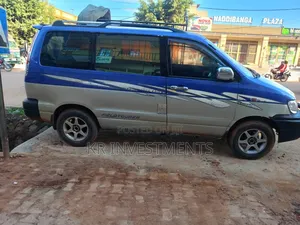 Toyota Noah 2001 Blue