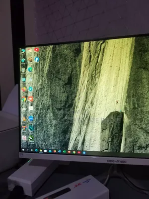 Desktop Computer HP 200 G4 8GB Intel Core i5 SSHD+SSD 256GB