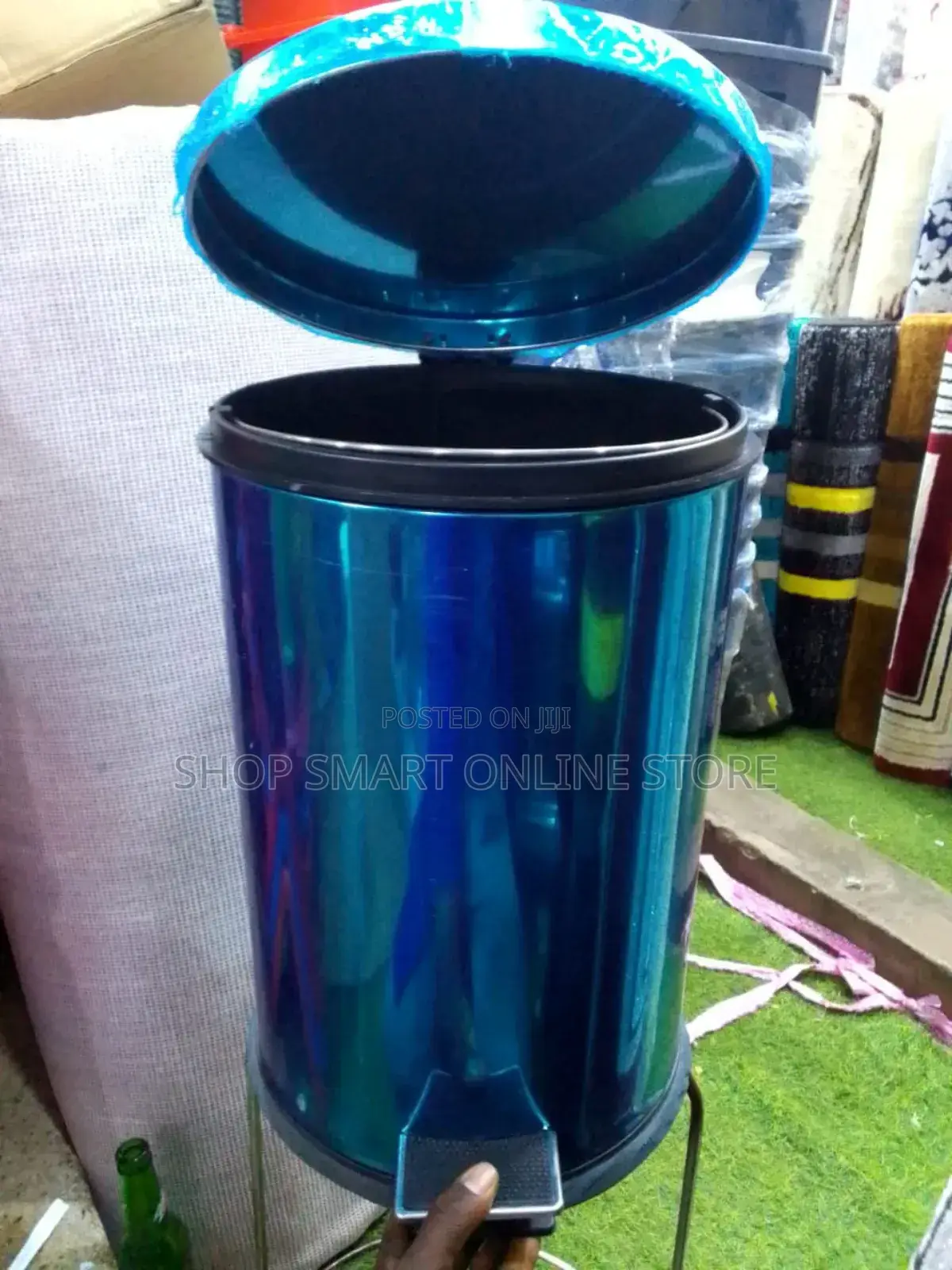 20 Litre Stainless Step on Dust Bin