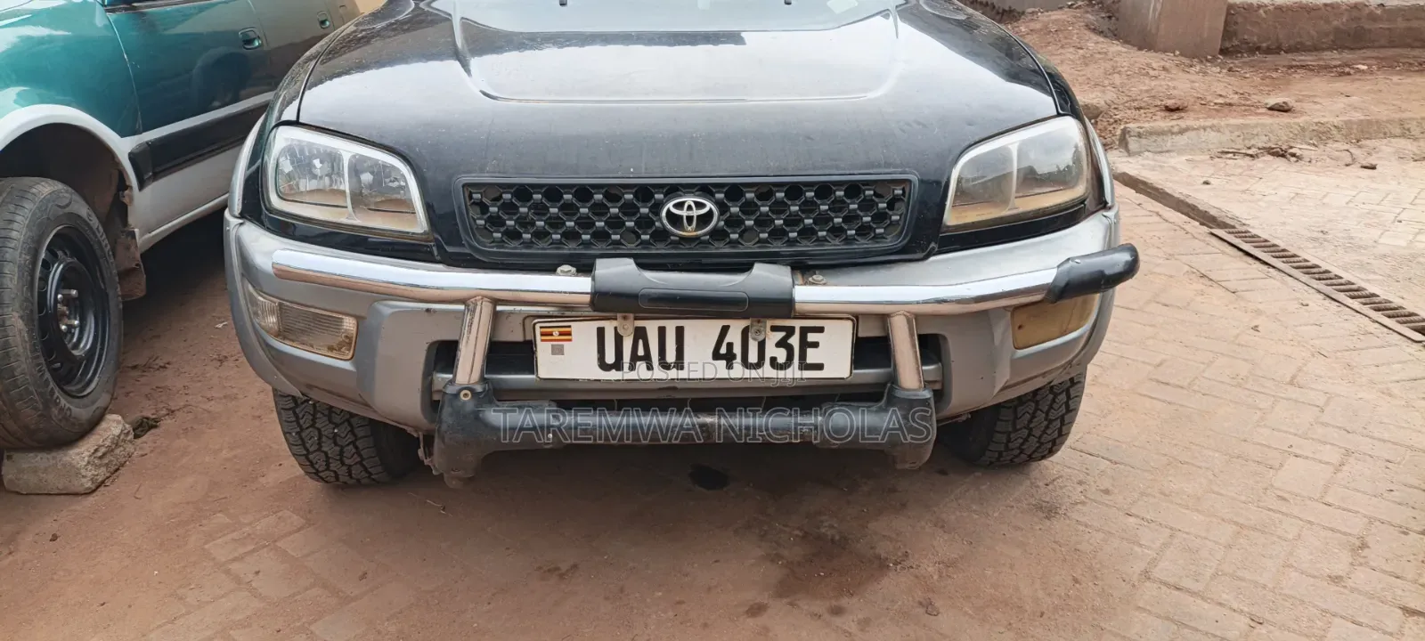 Toyota RAV4 Base 4x4 1999 Gray