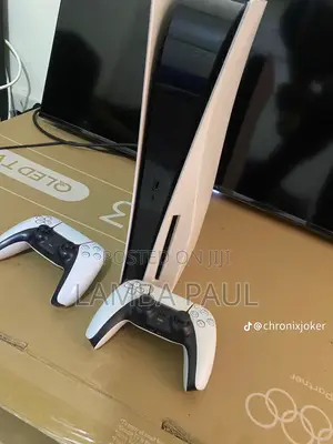 Ps5 Slim With 2 Controllers and Fc25 Fc26