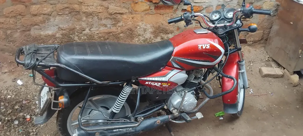 TVS HLX 125 2021 Red