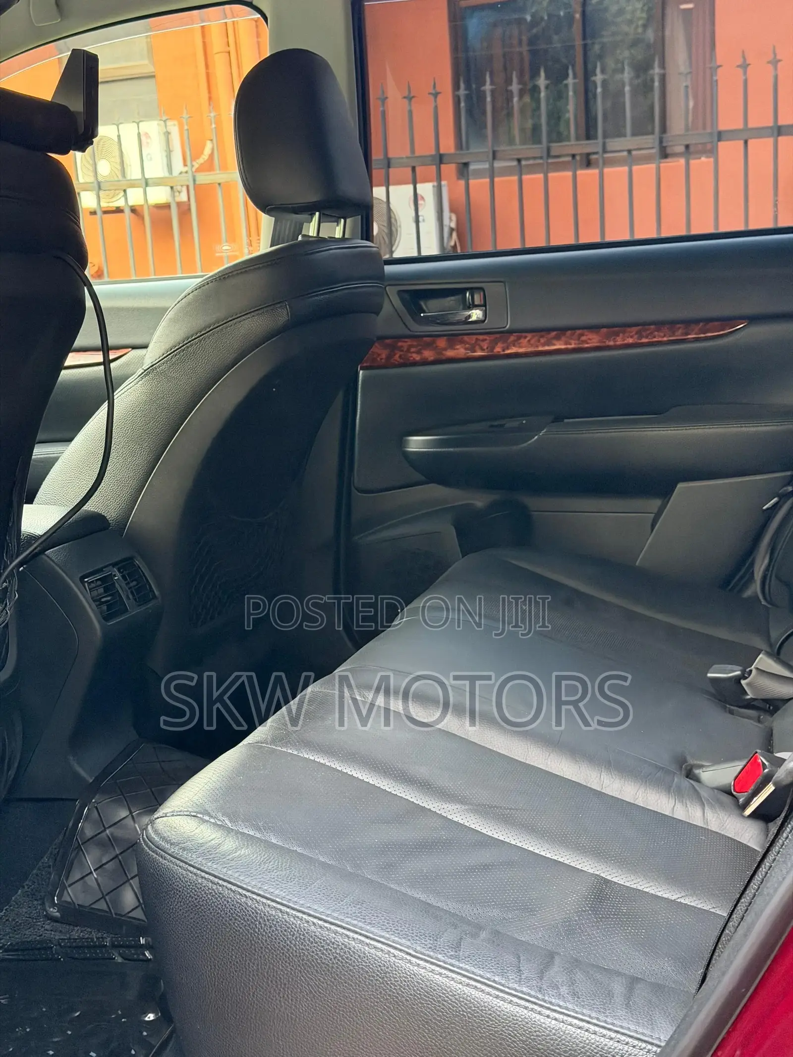 Subaru Outback 2011 Maroon