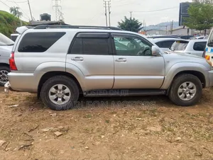 Toyota Hilux Surf 2.7 SSR 2009 Silver