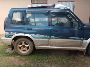 Suzuki Escudo 1998 Green