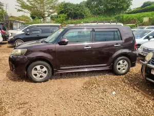 Toyota Corolla Rumion 2009 Maroon