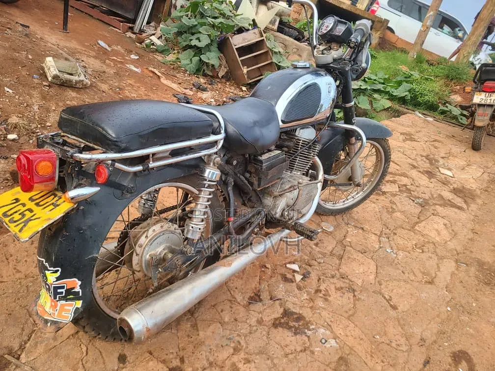 Honda CB 1990 Black