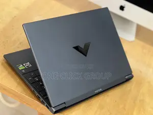 Laptop HP Victus 15 16GB AMD Ryzen 5 SSHD (Hybrid) 512GB
