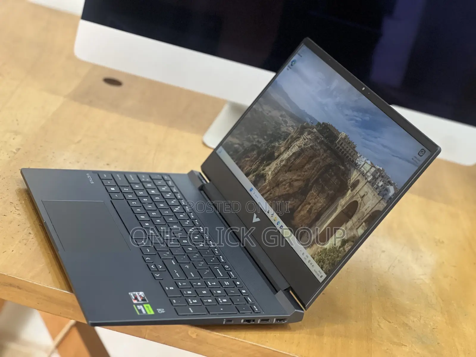 Laptop HP Victus 15 16GB AMD Ryzen 5 SSHD (Hybrid) 512GB