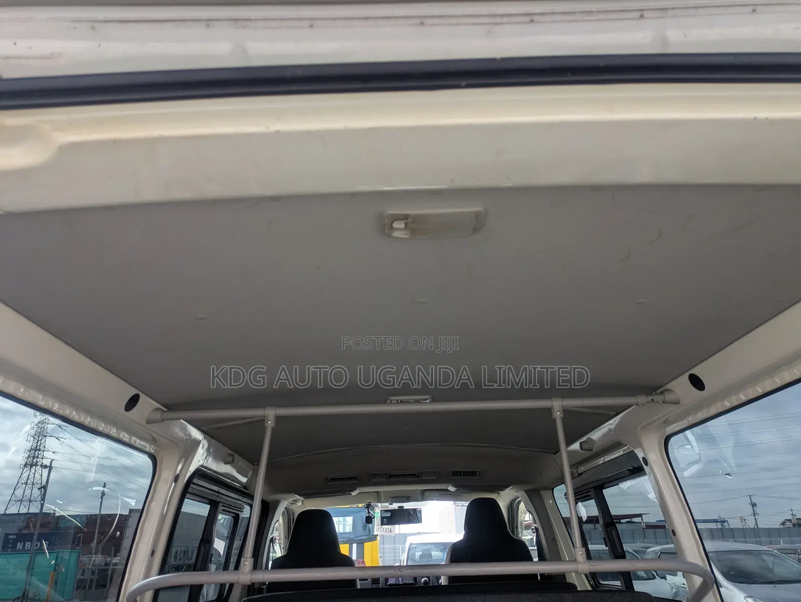 Toyota Regius 2014 White
