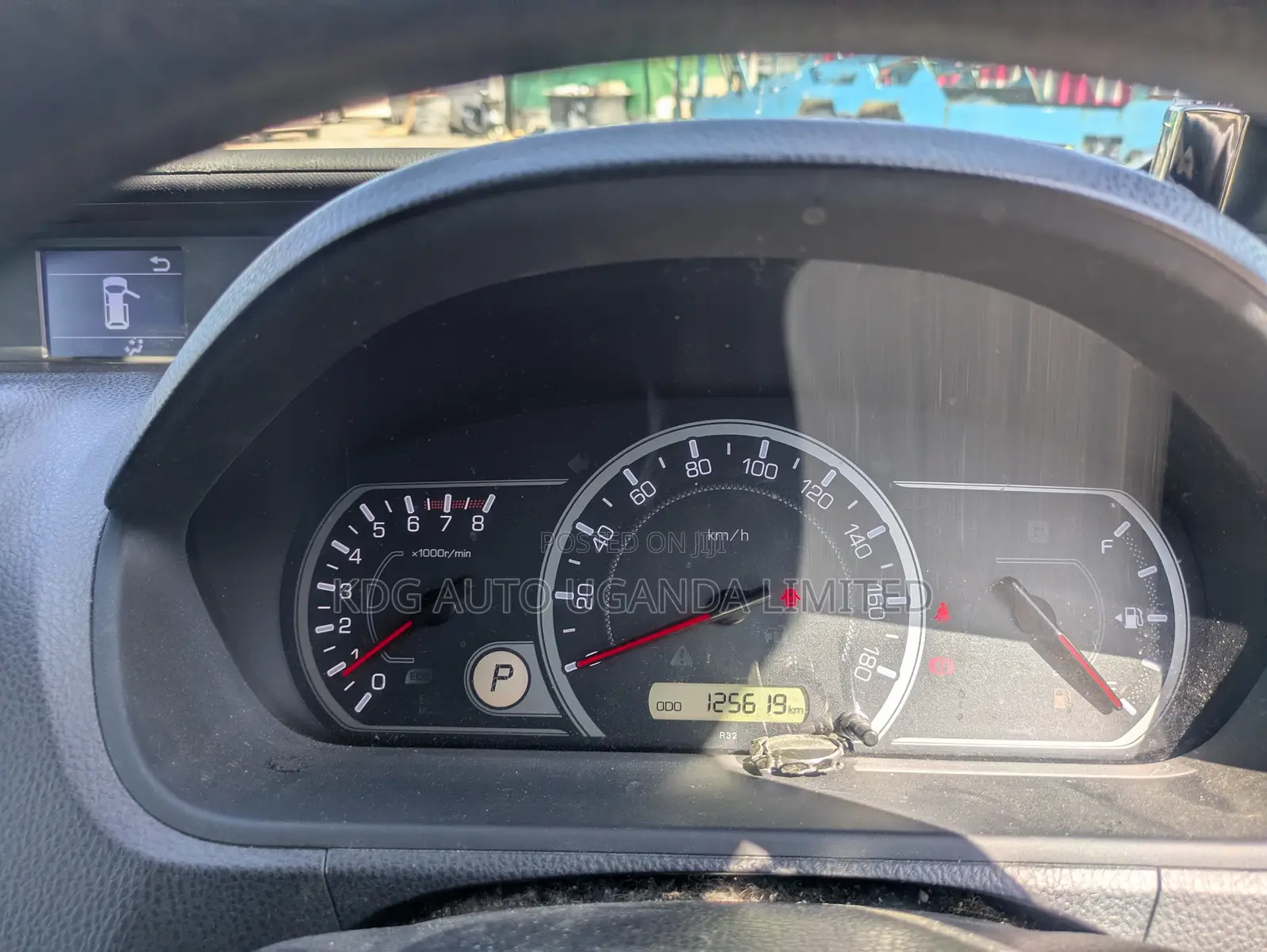Toyota Noah 2.0 FWD (7 Seater) 2014 Pearl