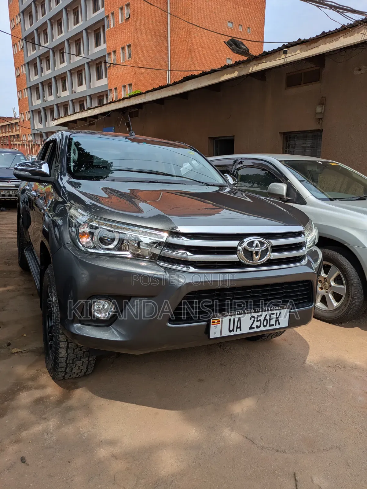 Toyota Hilux 2018 Gray