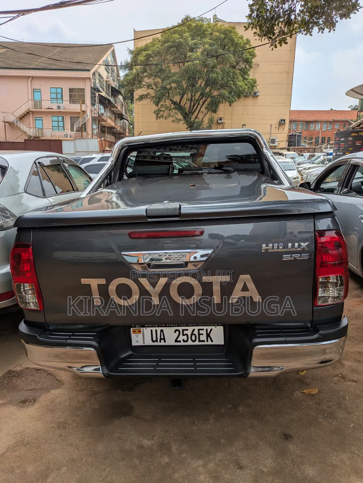 Toyota Hilux 2018 Gray