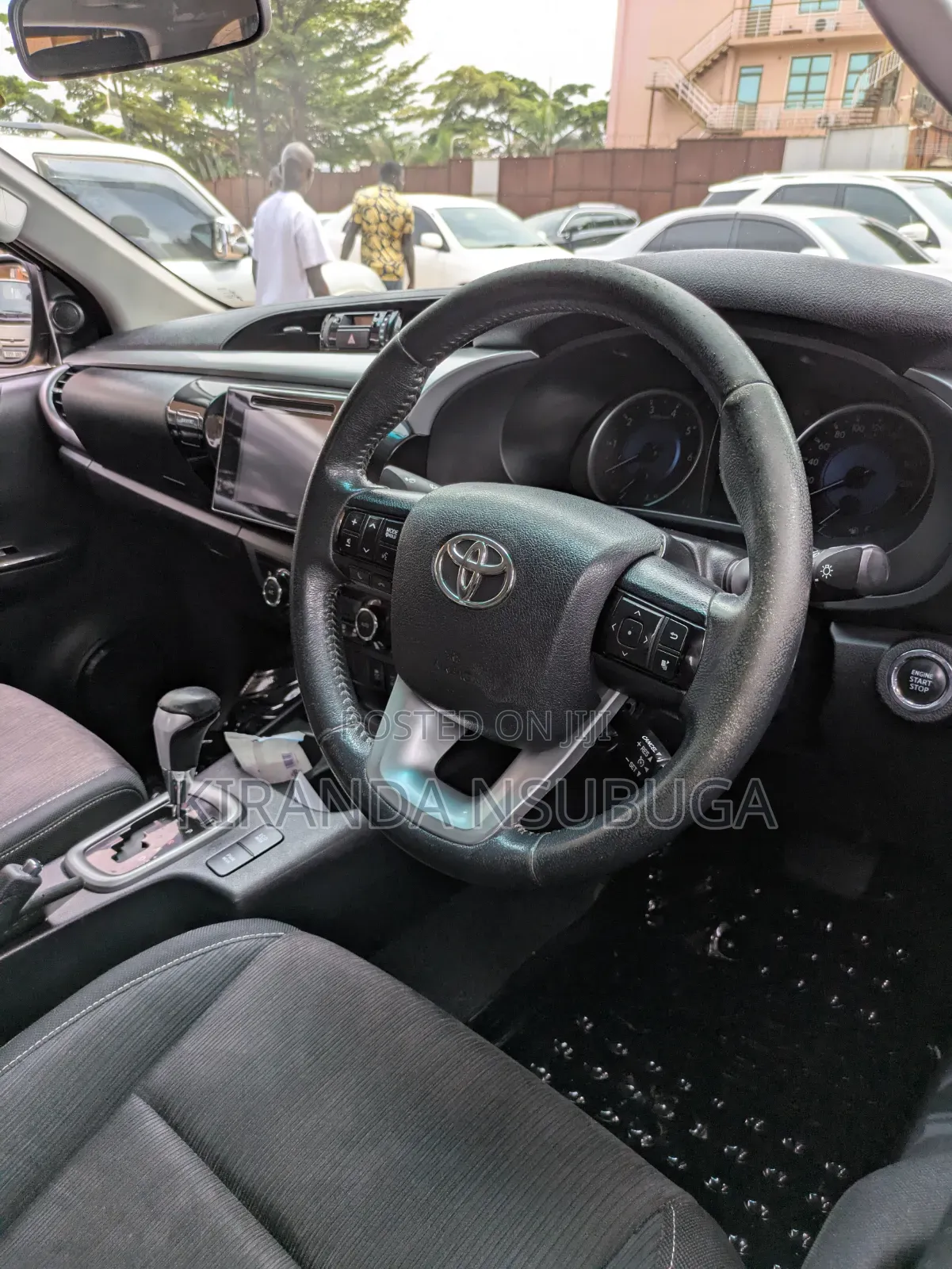 Toyota Hilux 2018 Gray