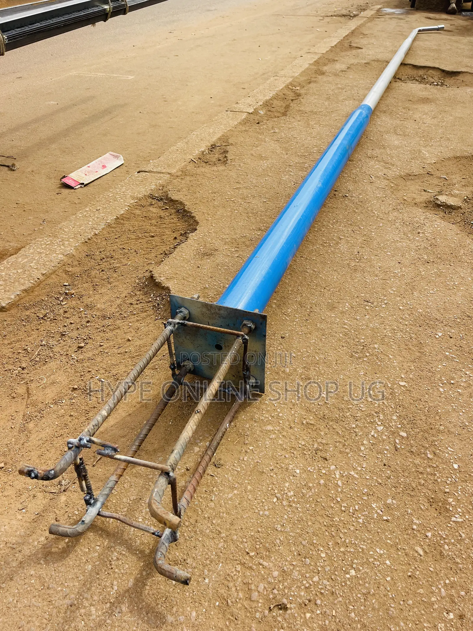 Brandnew 6meters Strong Solar Poles With Concrete Racks