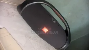 JBL Boombox 2