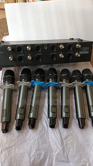 Shure Microphone Hadheld 8 in 1 Wireless