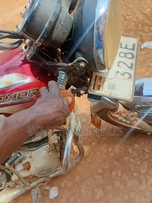 Bajaj Boxer 2018 Red