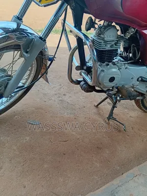 Bajaj Boxer 2018 Red
