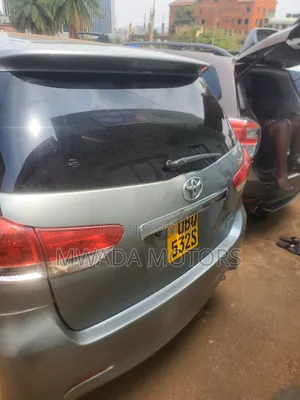 Toyota Wish 2012 Black