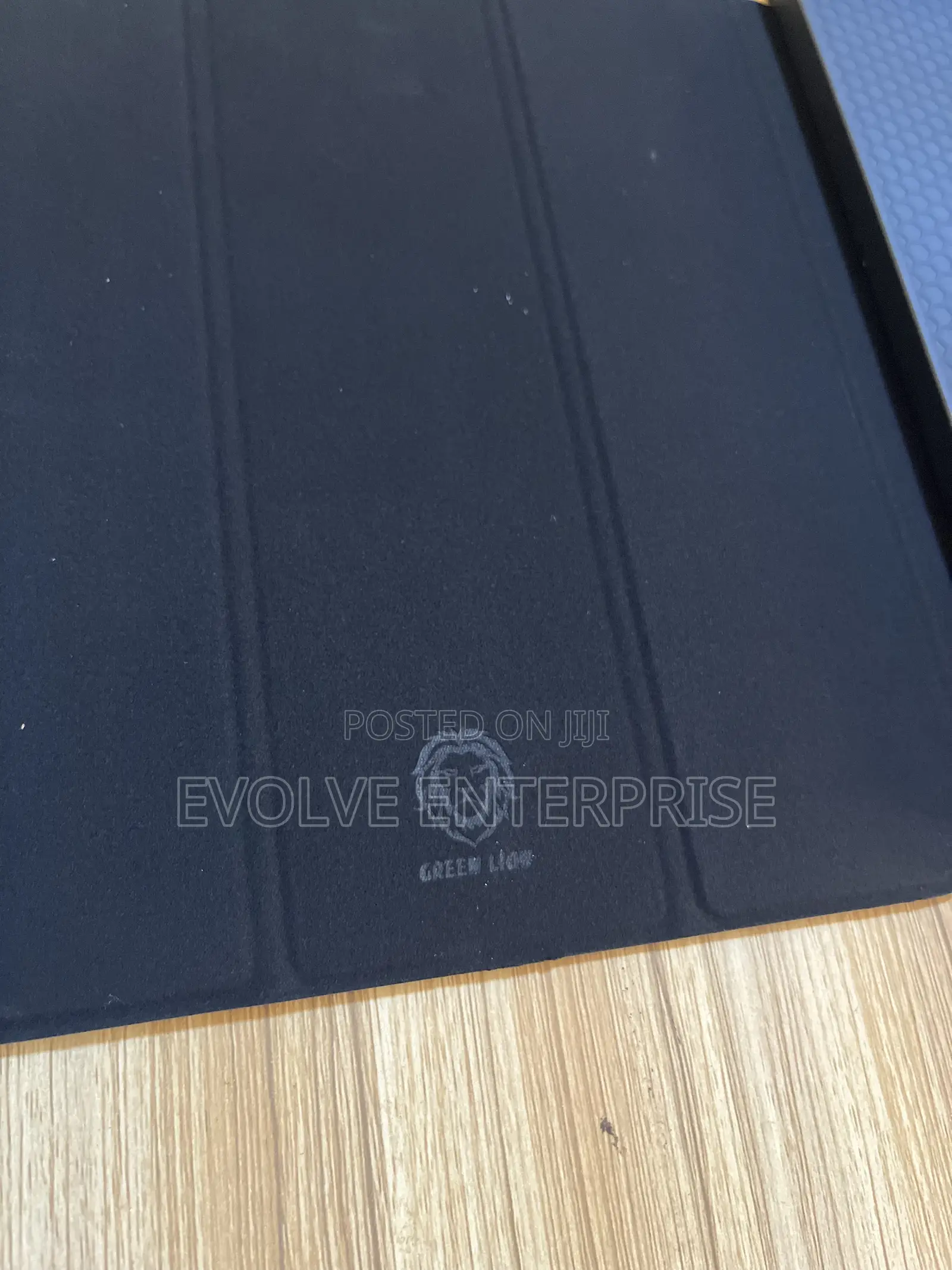 Green Lion Hogo Cover for iPad A16
