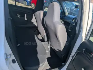 Toyota Probox 1.5 DX Comfort 4WD 2013 White