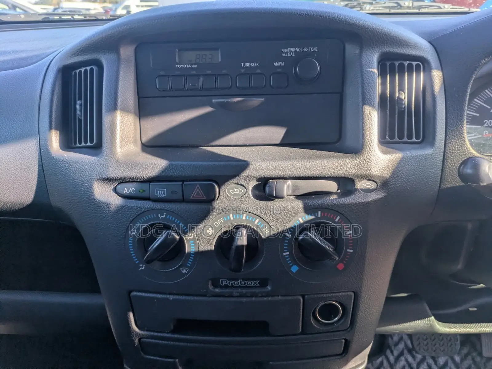 Toyota Probox 1.5 DX Comfort 4WD 2013 White