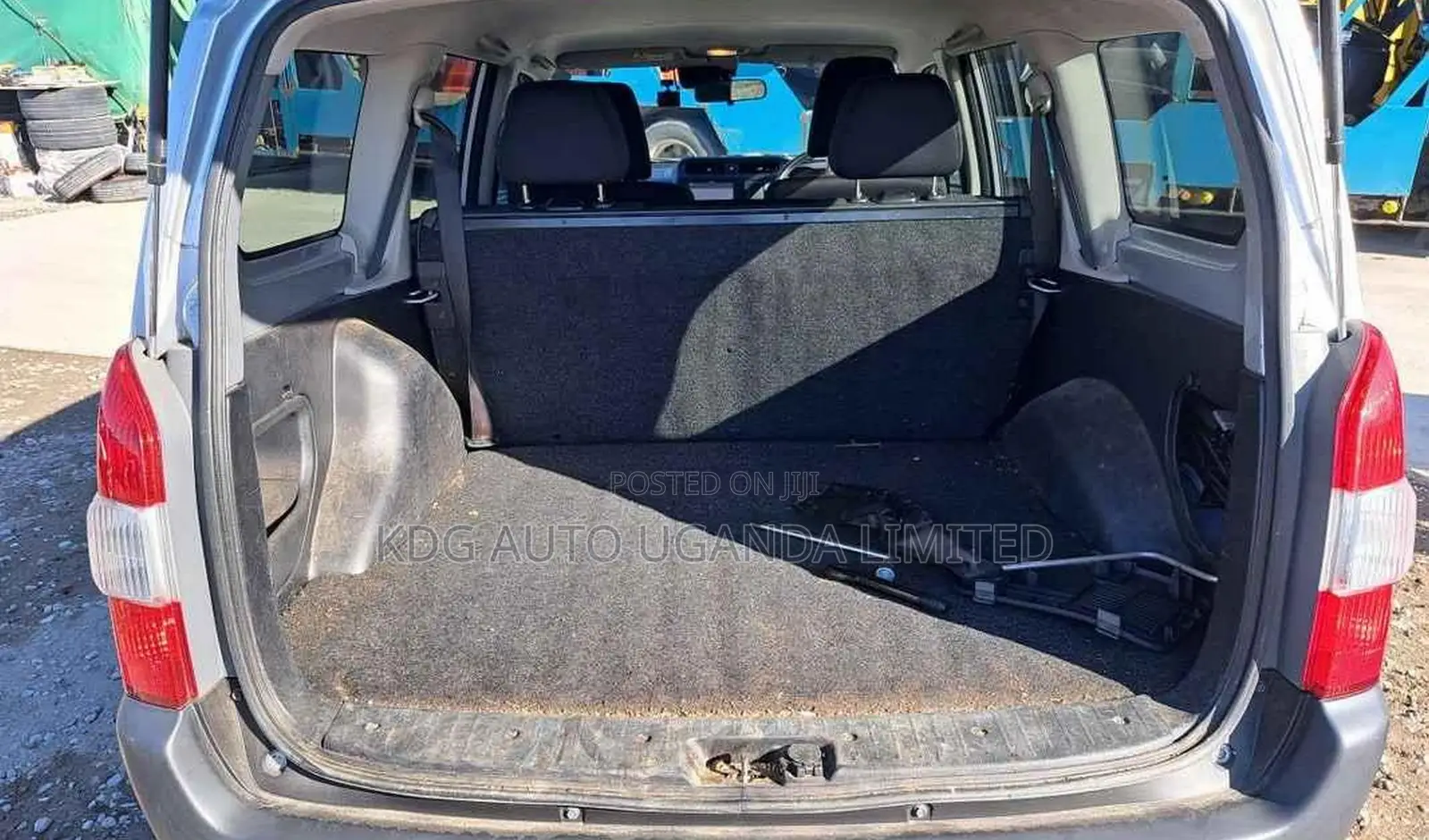 Toyota Probox 1.5 F 2WD 2017 Silver